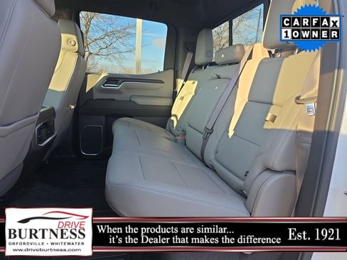 Certified 2022 GMC Sierra 1500 SLT w/ SLT Premium Plus Package image 18