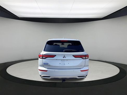Used 2024 Mitsubishi Outlander SE AWD/4WD image 7