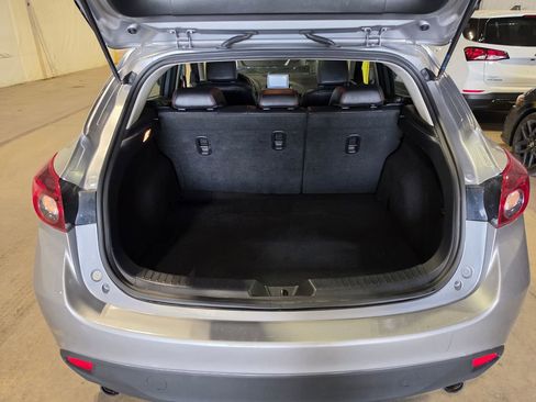 Used 2015 MAZDA MAZDA3 i Grand Touring image 9