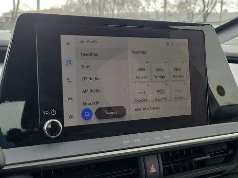 Used 2024 Toyota Prius LE image 25