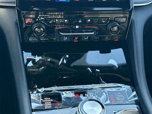 New 2025 Jeep Grand Cherokee Overland w/ Adv Protech Group III image 17