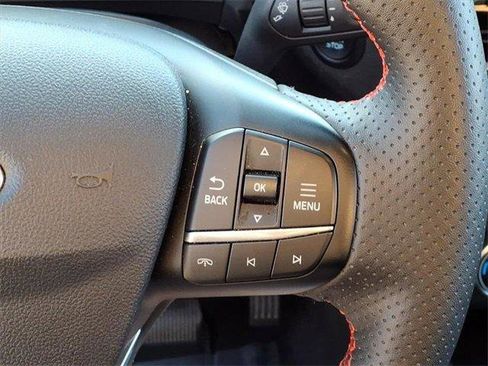 Used 2025 Ford Escape ST-Line Select image 18