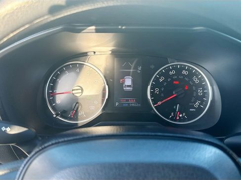 Used 2021 Toyota RAV4 XLE w/ Convenience Package image 12