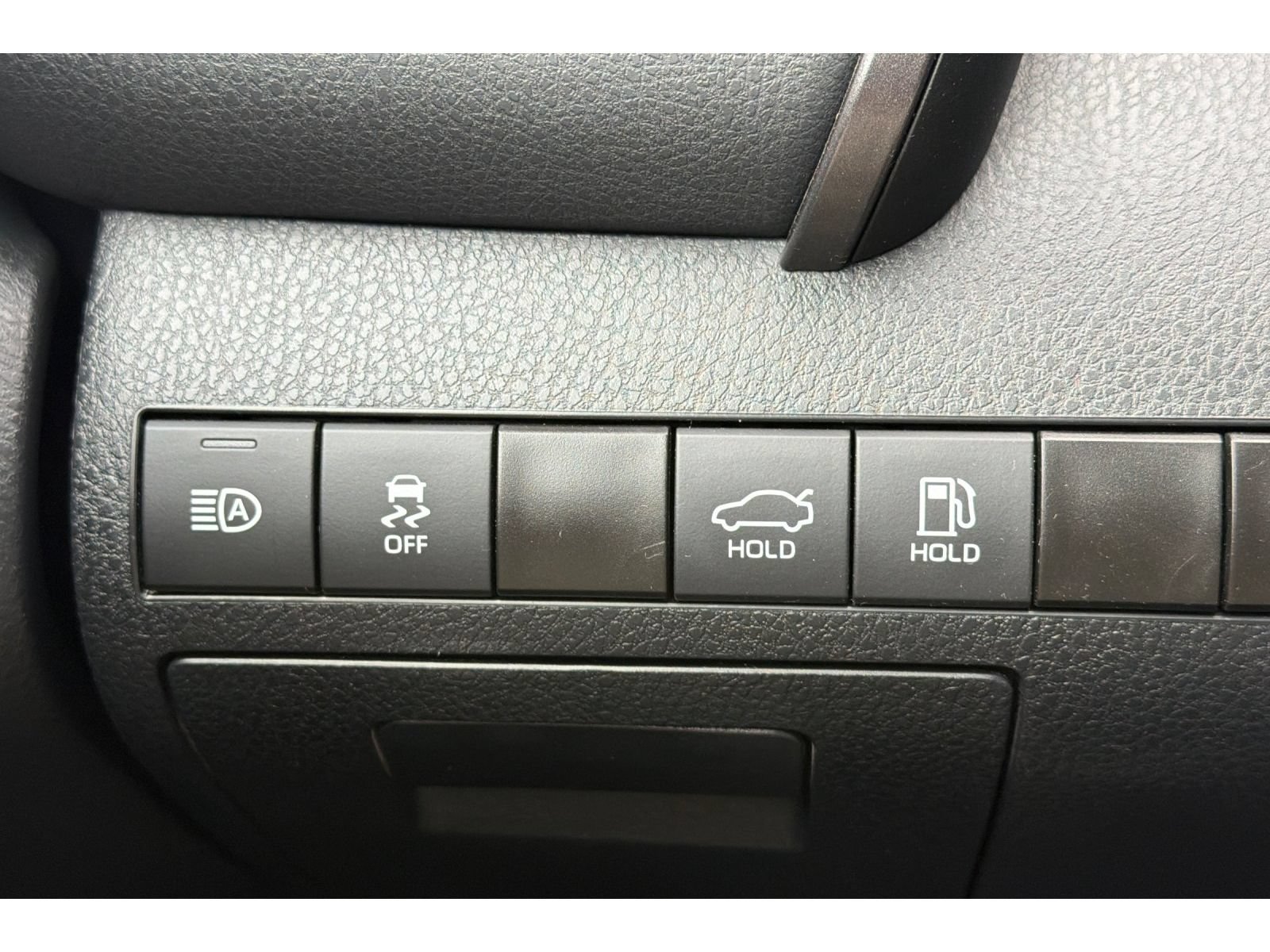 Certified 2024 Toyota Camry SE FWD image 28
