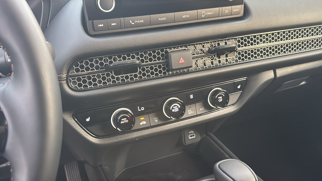 Certified 2025 Honda HR-V Sport image 21