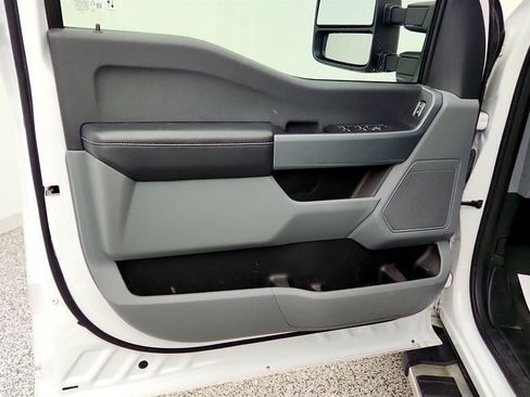 Used 2022 Ford F150 XLT w/ XTR Package AWD/4WD image 10