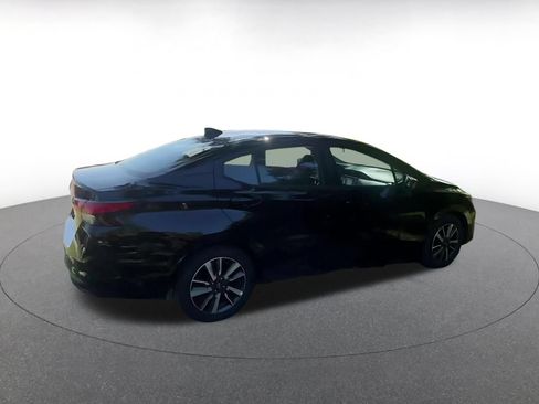 Used 2025 Nissan Versa SV FWD image 12