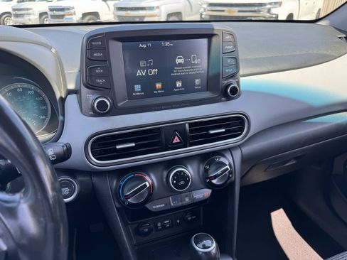 Used 2020 Hyundai Kona SEL Plus FWD image 26