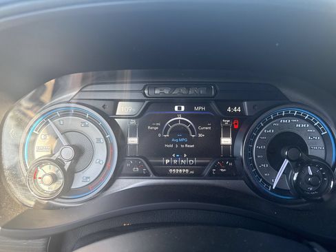 Used 2022 RAM 2500 Limited AWD/4WD image 1