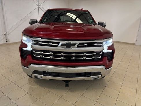 Used 2023 Chevrolet Silverado 1500 LTZ image 9