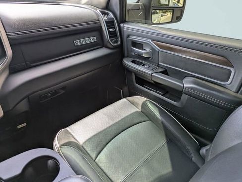 Used 2024 RAM 2500 Laramie w/ Safety Group AWD/4WD image 19