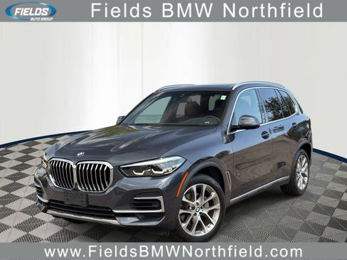 Used 2022 BMW X5 xDrive40i w/ Premium Package AWD/4WD image 1