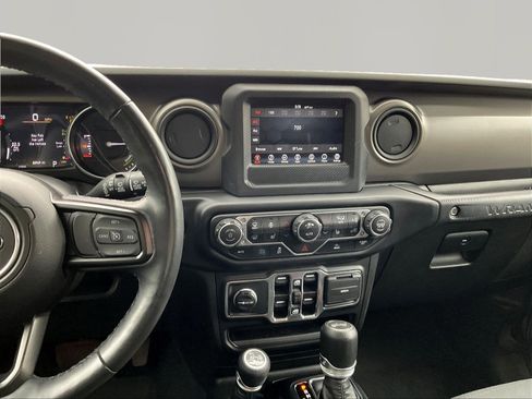 Used 2023 Jeep Wrangler Unlimited w/ Cold Weather Group AWD/4WD image 9