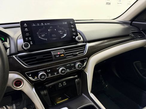 Used 2021 Honda Accord EX image 23