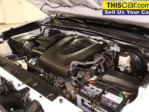 Used 2021 Toyota Tacoma SR5 RWD image 22