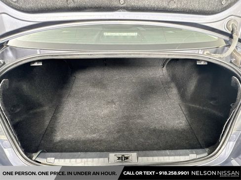 Used 2016 Subaru Legacy 2.5i Premium AWD/4WD image 24
