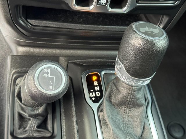 Used 2022 Jeep Wrangler Unlimited Sport AWD/4WD image 18