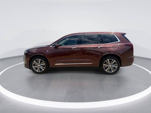 Used 2022 Cadillac XT6 Premium Luxury FWD image 5
