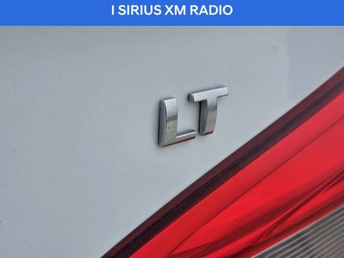 Used 2019 Chevrolet Cruze LT w/ Convenience Package image 11