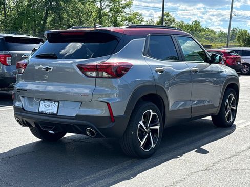 Used 2023 Chevrolet TrailBlazer RS w/ Sun and Liftgate Package AWD/4WD image 8