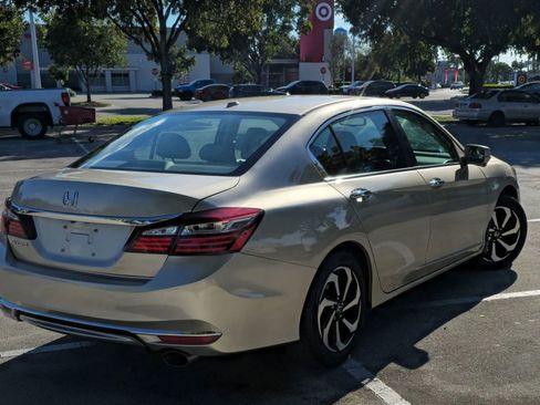 Used 2016 Honda Accord EX-L image 5