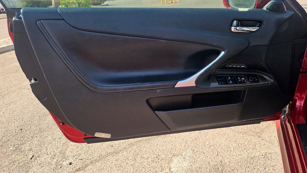Used 2014 Lexus IS 250C w/ Luxury Package RWD image 21