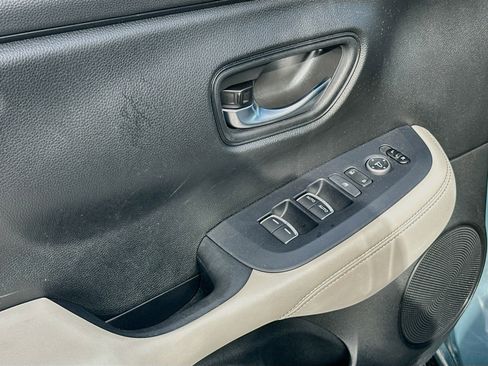 Used 2023 Honda HR-V EX-L image 17