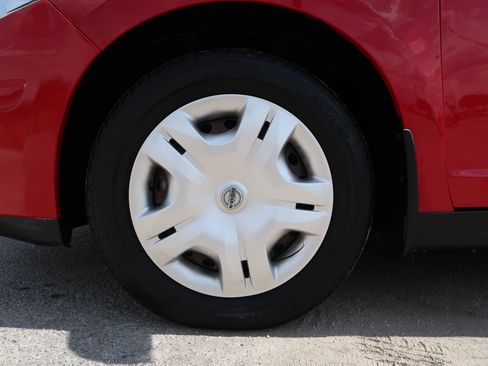 Used 2012 Nissan Versa 1.8 S w/ Plus Pkg FWD image 34