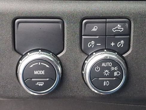 Used 2025 GMC Sierra 1500 SLT RWD image 24