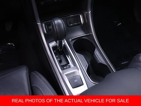 Used 2022 Subaru Ascent Limited w/ Technology Package AWD/4WD image 12