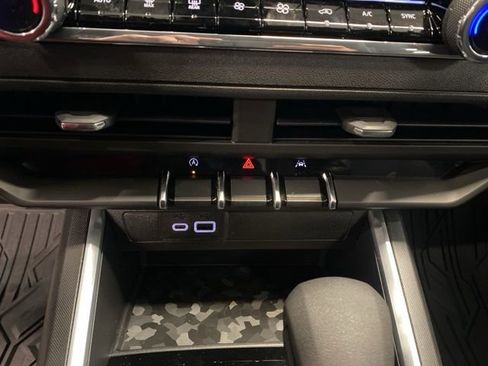 New 2026 Chevrolet Colorado Trail Boss AWD/4WD image 21