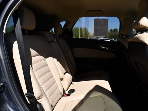 Used 2022 Ford Edge SEL w/ Convenience Package AWD/4WD image 17