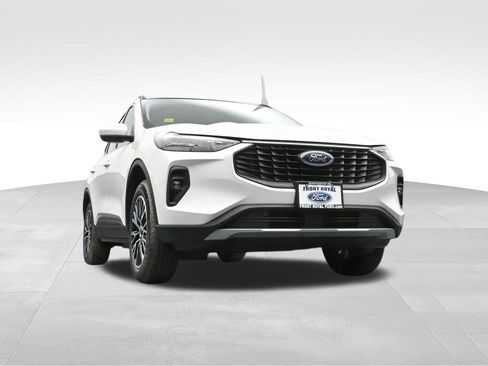 New 2025 Ford Escape SE image 37