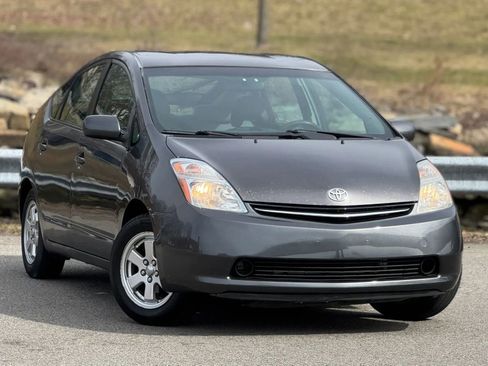Used 2009 Toyota Prius FWD image 2