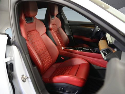 Used 2024 Audi e-tron GT Premium Plus w/ Executive Package image 19