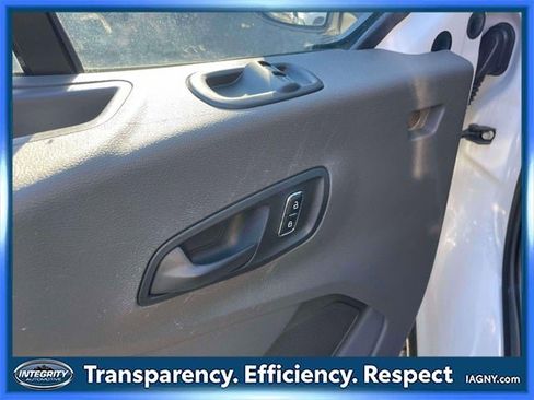 Used 2023 Ford Transit 350 XLT image 19