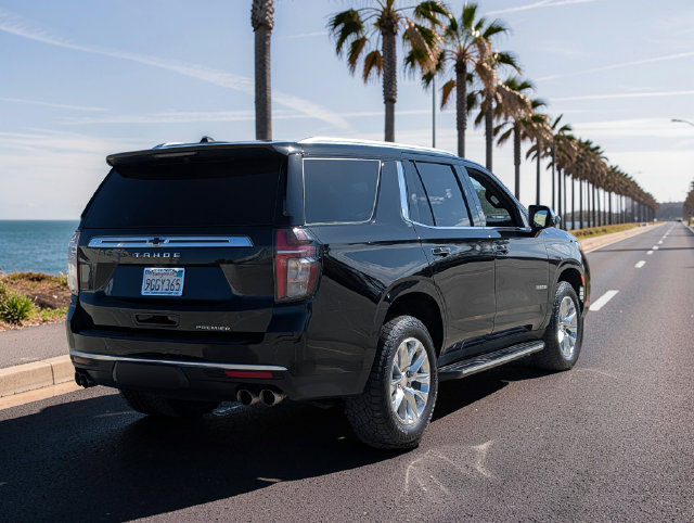Used 2023 Chevrolet Tahoe Premier RWD image 5