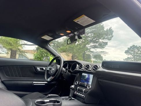 Used 2020 Ford Mustang GT Premium w/ Carbon Sport Interior Package RWD image 26