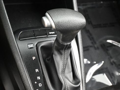 Used 2023 Kia Rio S FWD image 20