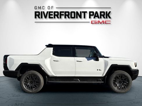 New 2026 GMC Hummer EV 4x4 Crew Cab image 2