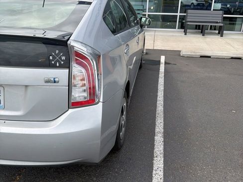 Used 2013 Toyota Prius Two FWD image 8