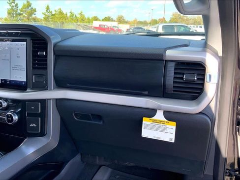 Used 2023 Ford F150 XLT image 17