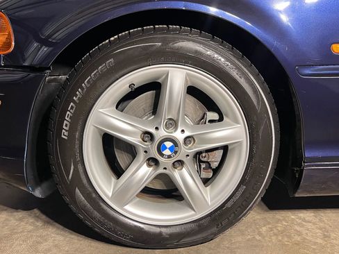 Used 2002 BMW 325Ci 325Ci Coupe 2D image 41