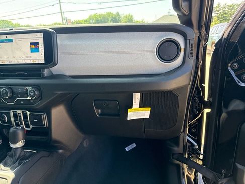 New 2026 Jeep Wrangler Unlimited Sport AWD/4WD image 25