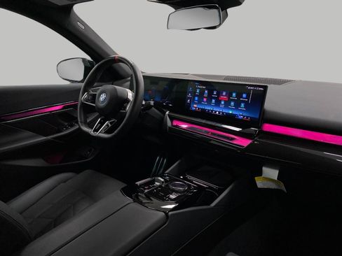 Used 2024 BMW i5 M60 w/ Premium Package image 19