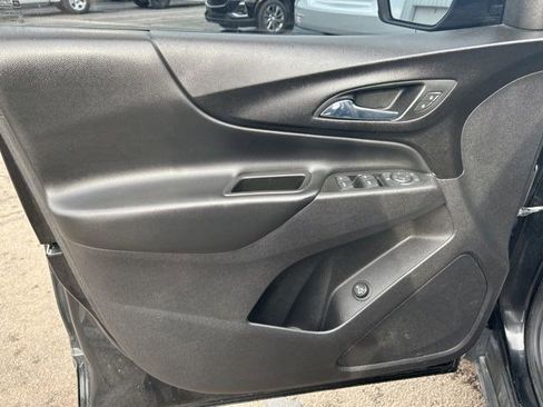 Used 2020 Chevrolet Equinox LT image 12