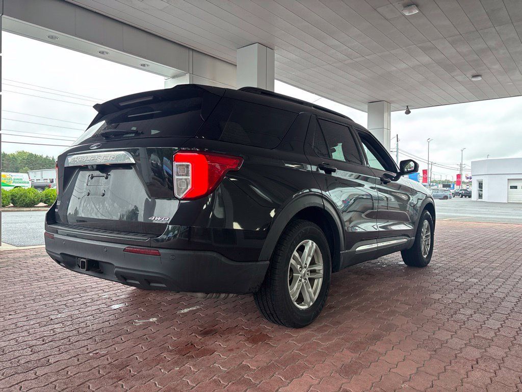 Used 2022 Ford Explorer XLT w/ Class IV Trailer Tow Package AWD/4WD image 6