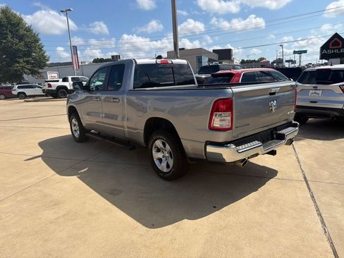 Used 2020 RAM 1500 Big Horn AWD/4WD image 11