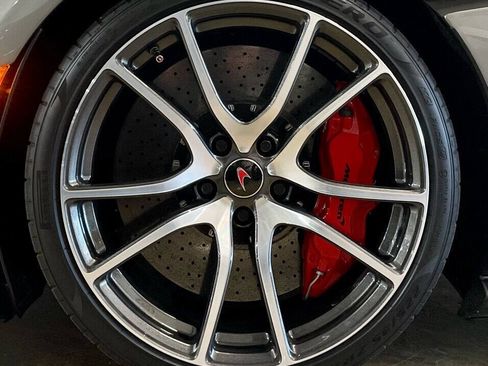 Used 2017 McLaren 570S RWD image 69