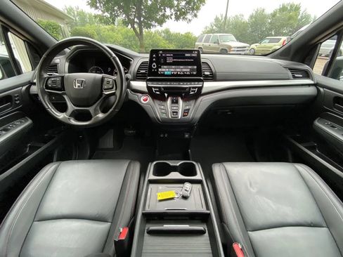 Used 2025 Honda Odyssey Sport-L image 15